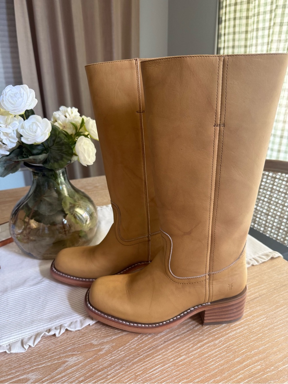 Frye Campus 14L Boots – Banana Yellow Leather – Size 8 - Picture 2 of 9
